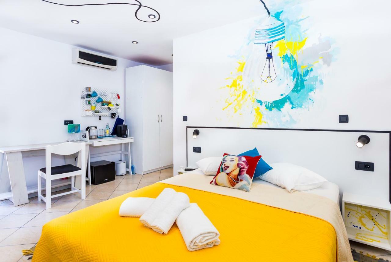 Mima'S Rooms أوميس المظهر الخارجي الصورة